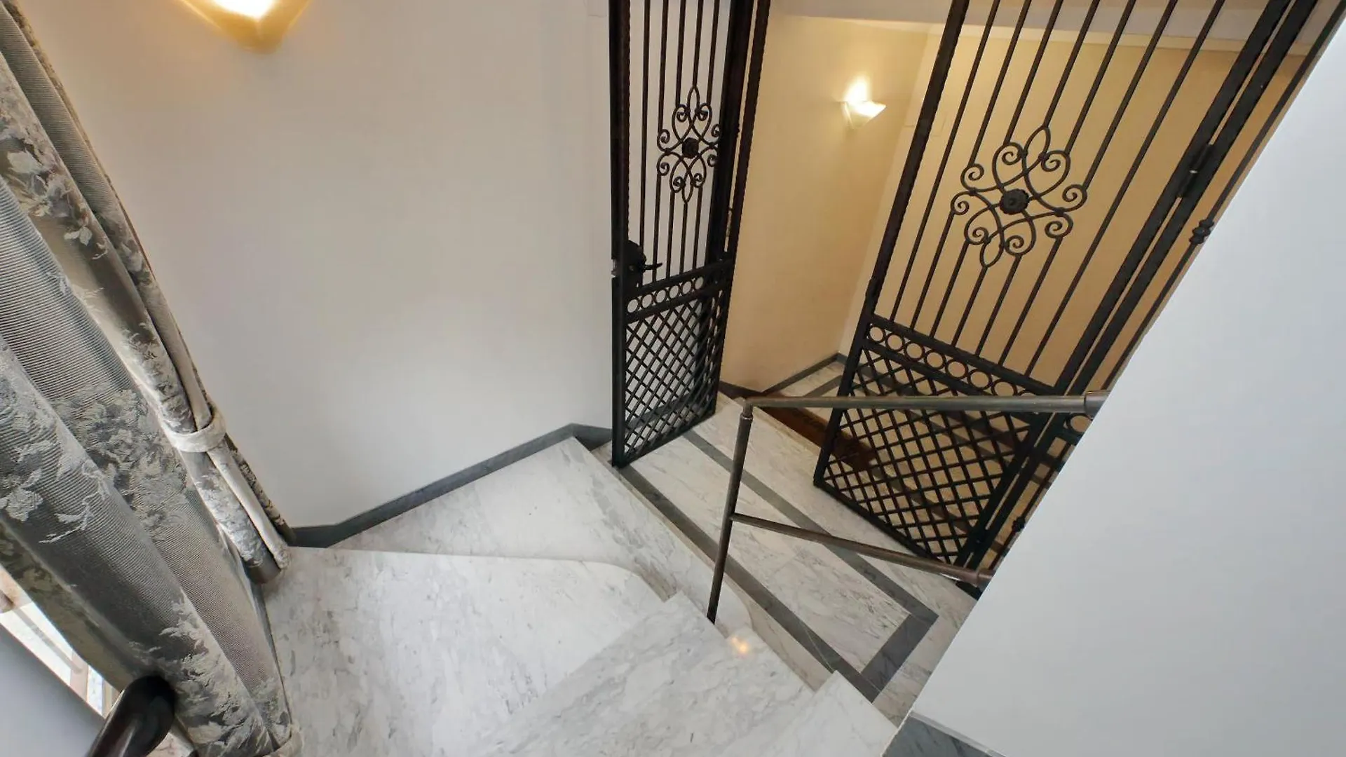 Treasurerome Spanish Steps Penthouse 아파트